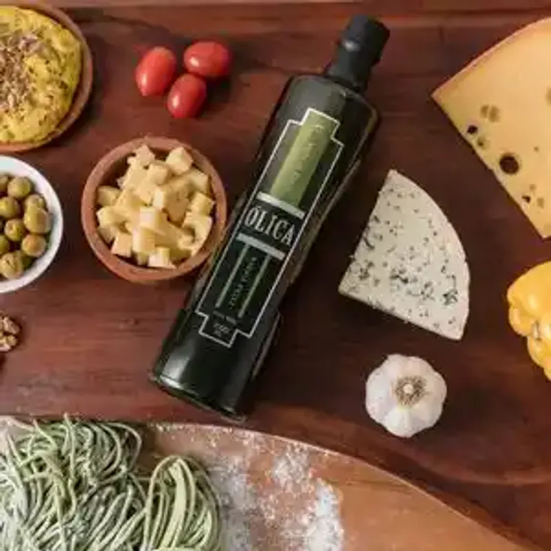Botella de aceite de oliva virgen extra Ólica