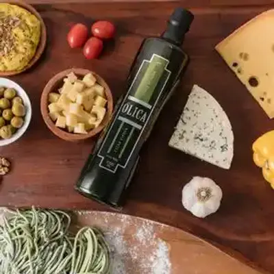 Botella de aceite de oliva virgen extra Ólica